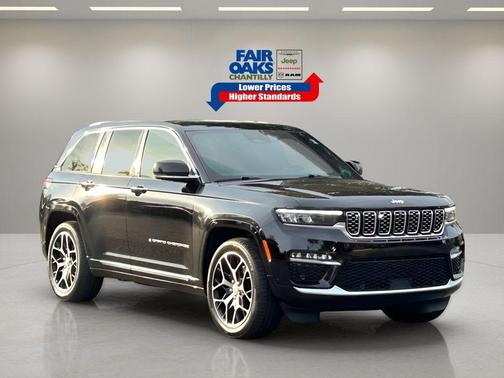 2023 Jeep Grand Cherokee Summit
