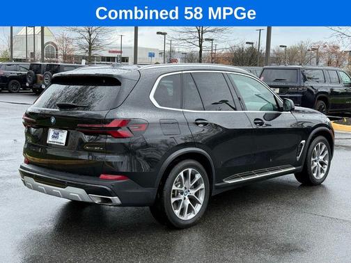 Black Sapphire Metallic 2025 BMW X5 PHEV xDrive50e
