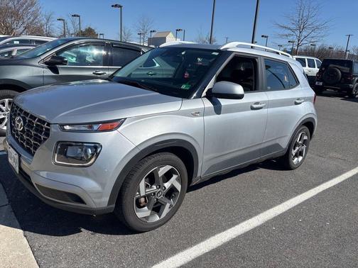 2021 Hyundai VENUE SEL