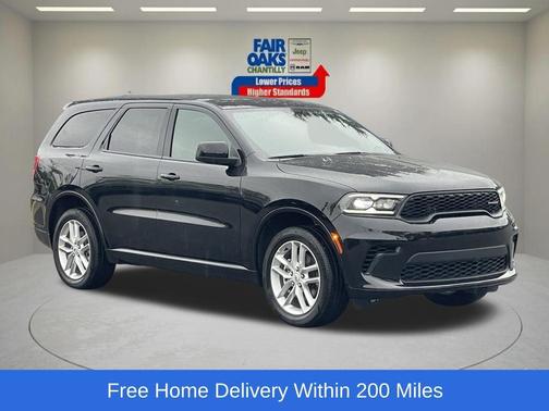 DB Black Crystal Clearcoat 2026 Dodge Durango GT