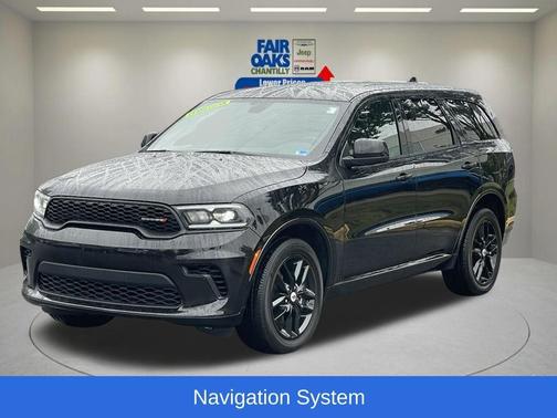 DB Black Crystal Clearcoat 2026 Dodge Durango GT