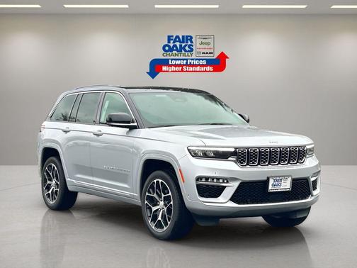 2025 Jeep Grand Cherokee Summit