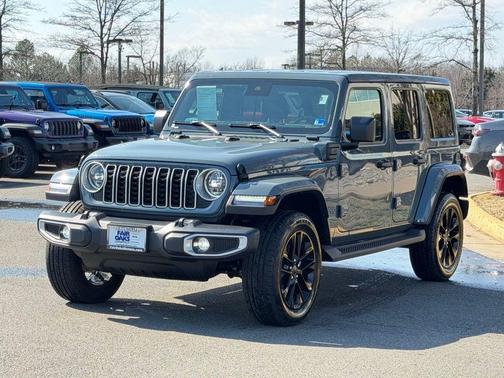 2025 Jeep Wrangler 4xe Sahara