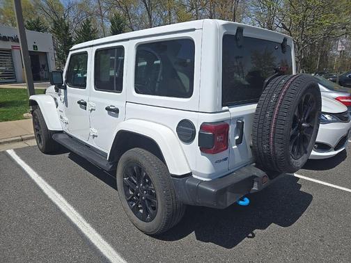 2022 Jeep Wrangler Unlimited 4xe Sahara