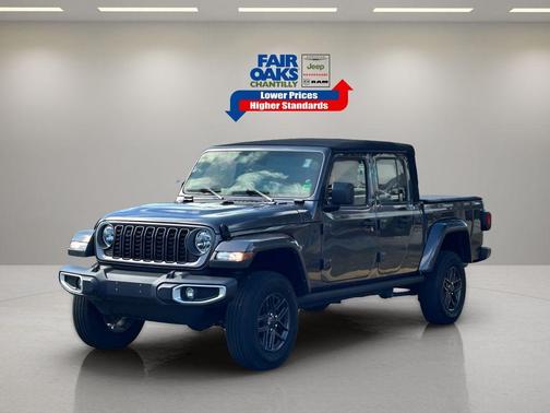 2024 Jeep Gladiator Sport