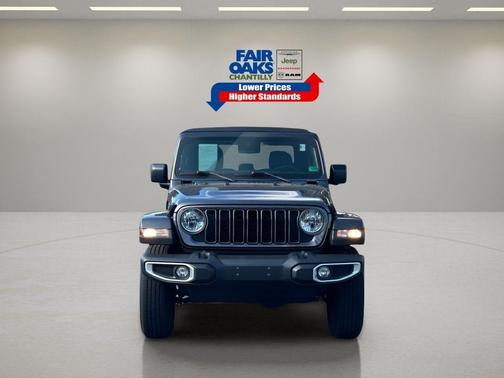 2024 Jeep Gladiator Sport