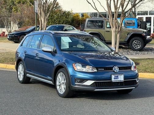 2017 Volkswagen Golf Alltrack TSI SE