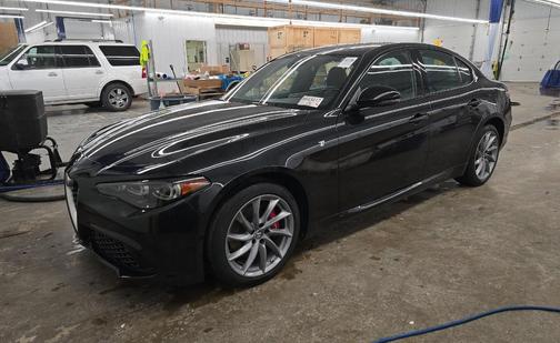 2024 Alfa Romeo Giulia Ti