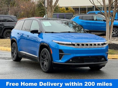 Hydro Blue Pearlcoat 2025 Jeep Wagoneer S Launch Edition