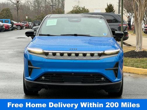 Hydro Blue Pearlcoat 2025 Jeep Wagoneer S Launch Edition
