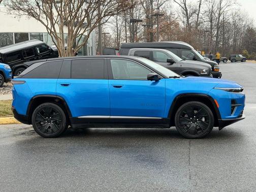 2025 Jeep Wagoneer S Launch Edition