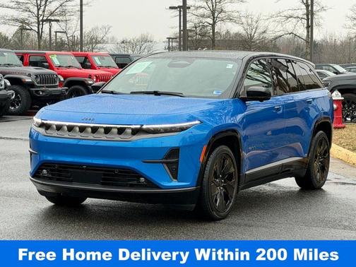 Hydro Blue Pearlcoat 2025 Jeep Wagoneer S Launch Edition