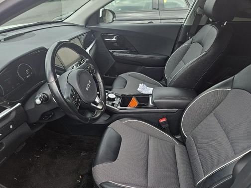 2022 Kia Niro EV S