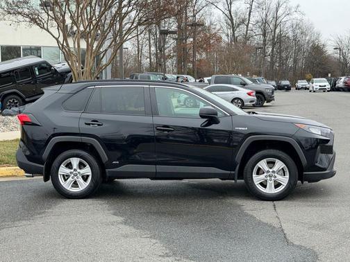 2021 Toyota RAV4 Hybrid LE