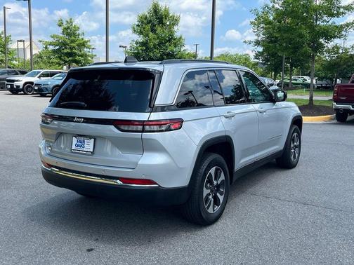 2024 Jeep Grand Cherokee 4xe Base