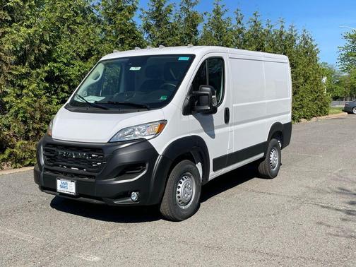 2025 RAM ProMaster 1500 Low Roof