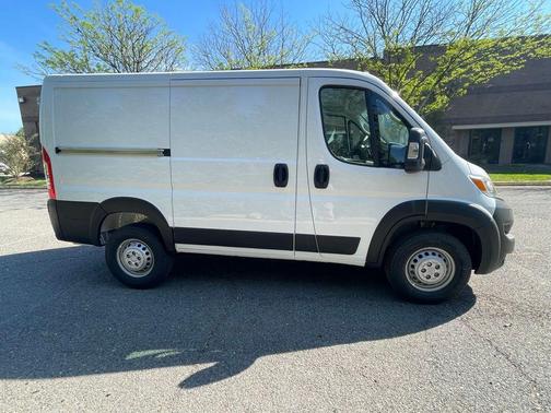 2025 RAM ProMaster 1500 Low Roof