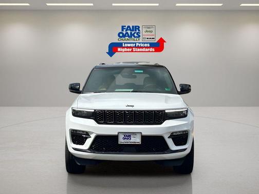 2025 Jeep Grand Cherokee Summit