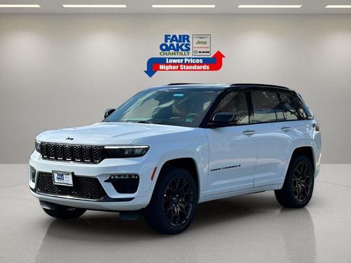 2025 Jeep Grand Cherokee Summit