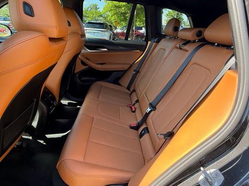 2022 BMW X3 M40i