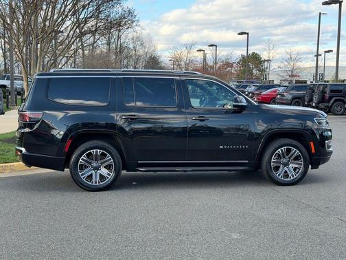 Diamond Black 2024 Jeep Wagoneer Series II