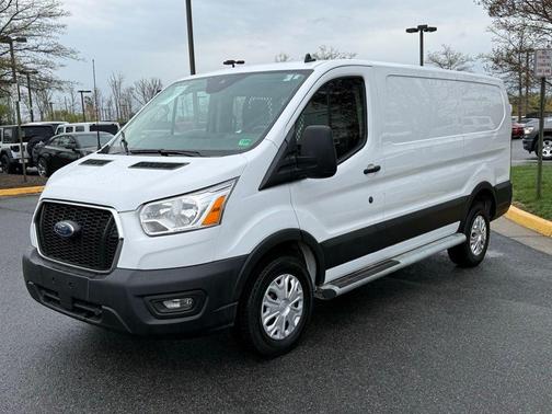 2022 Ford Transit-250 Base