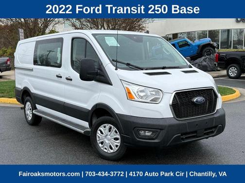 2022 Ford Transit-250 Base