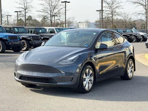 2024 Tesla Model Y Long Range