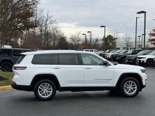 2021 Jeep Grand Cherokee L Laredo
