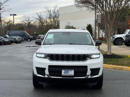 2021 Jeep Grand Cherokee L Laredo