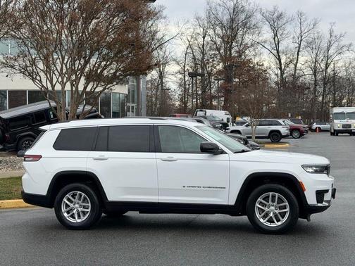 2021 Jeep Grand Cherokee L Laredo