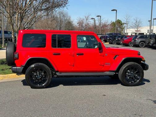 2025 Jeep Wrangler 4xe Sahara