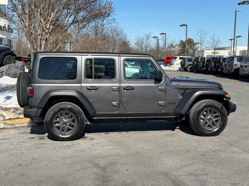 2024 Jeep Wrangler Sport