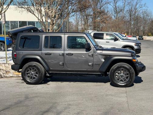 2024 Jeep Wrangler Sport