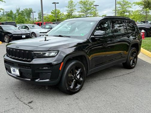 2022 Jeep Grand Cherokee L Laredo