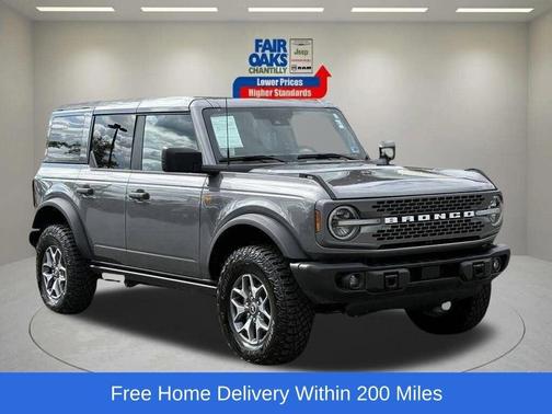 Gray Metallic 2025 Ford Bronco Badlands