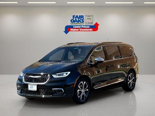 2026 Chrysler Pacifica Pinnacle