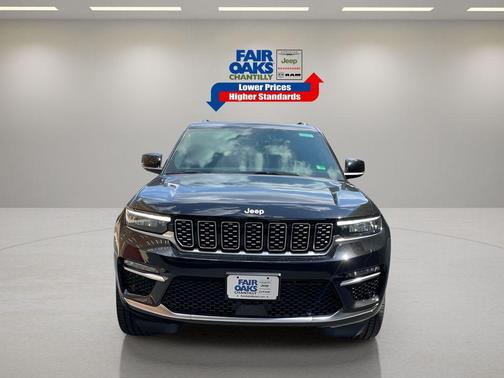 2025 Jeep Grand Cherokee Summit