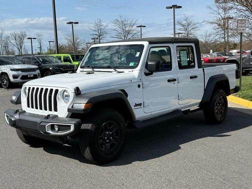 2023 Jeep Gladiator Sport