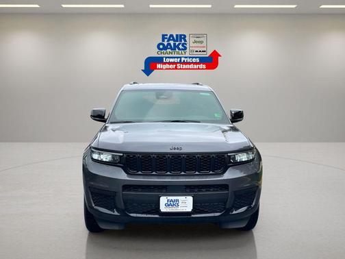 2025 Jeep Grand Cherokee L Laredo