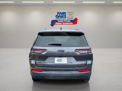 2025 Jeep Grand Cherokee L Laredo