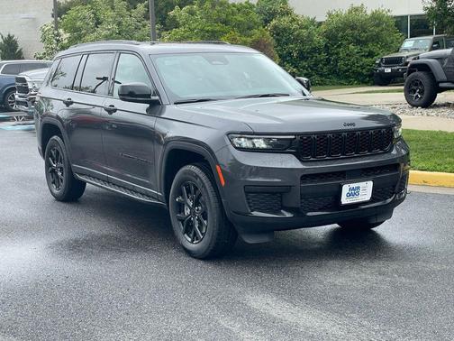 2025 Jeep Grand Cherokee L Laredo