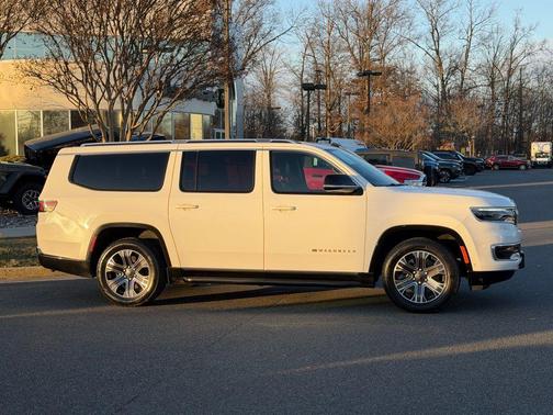 2024 Jeep Wagoneer L Series II