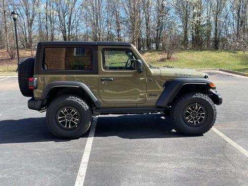 2025 Jeep Wrangler Sport