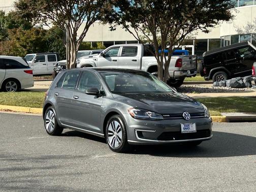 2017 Volkswagen e-Golf SEL Premium