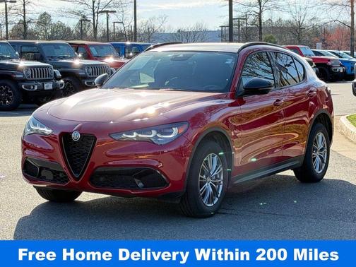 2024 Alfa Romeo Stelvio Base