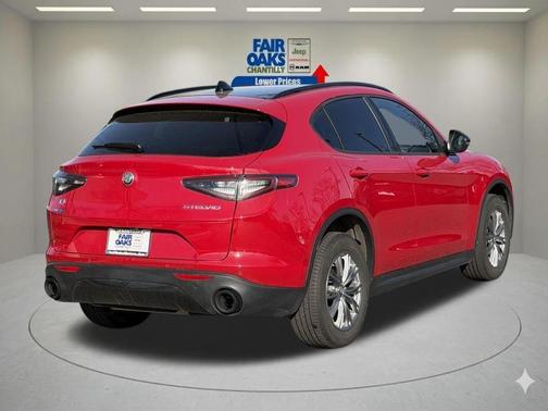 2024 Alfa Romeo Stelvio Base