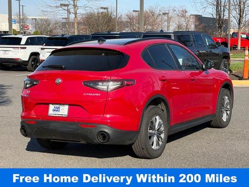 2024 Alfa Romeo Stelvio Base