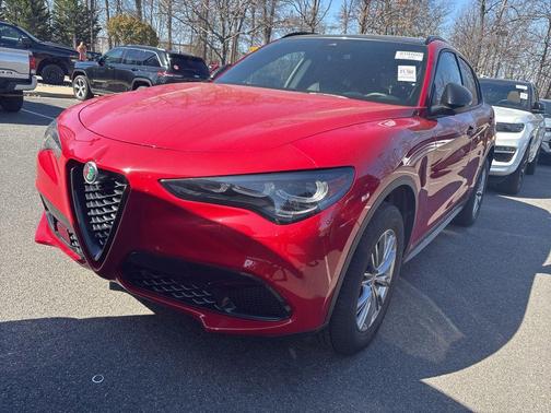 2024 Alfa Romeo Stelvio Base