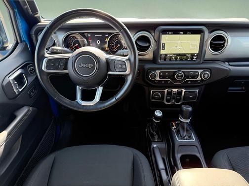 2021 Jeep Gladiator Overland